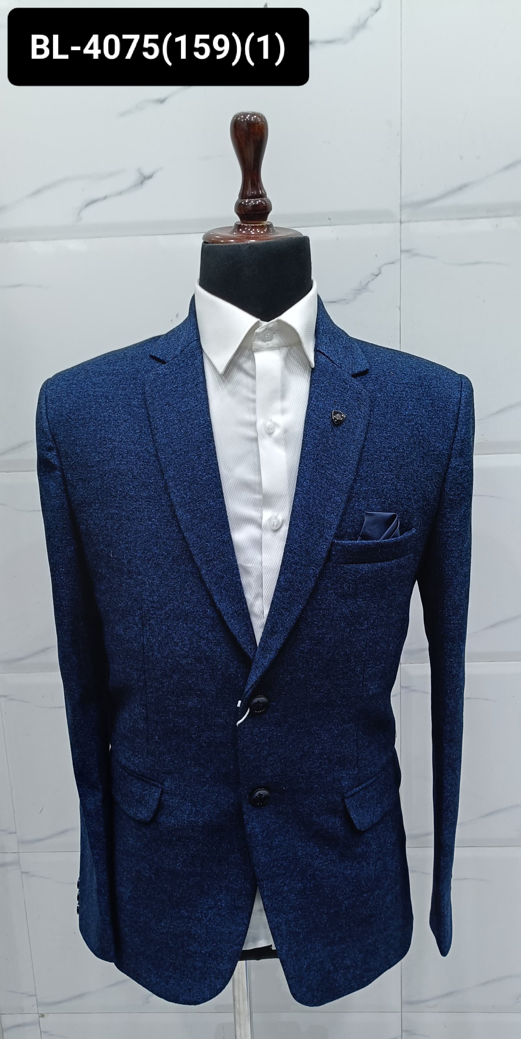 Minimalist Men's Blazer Designs for Everyday Wear