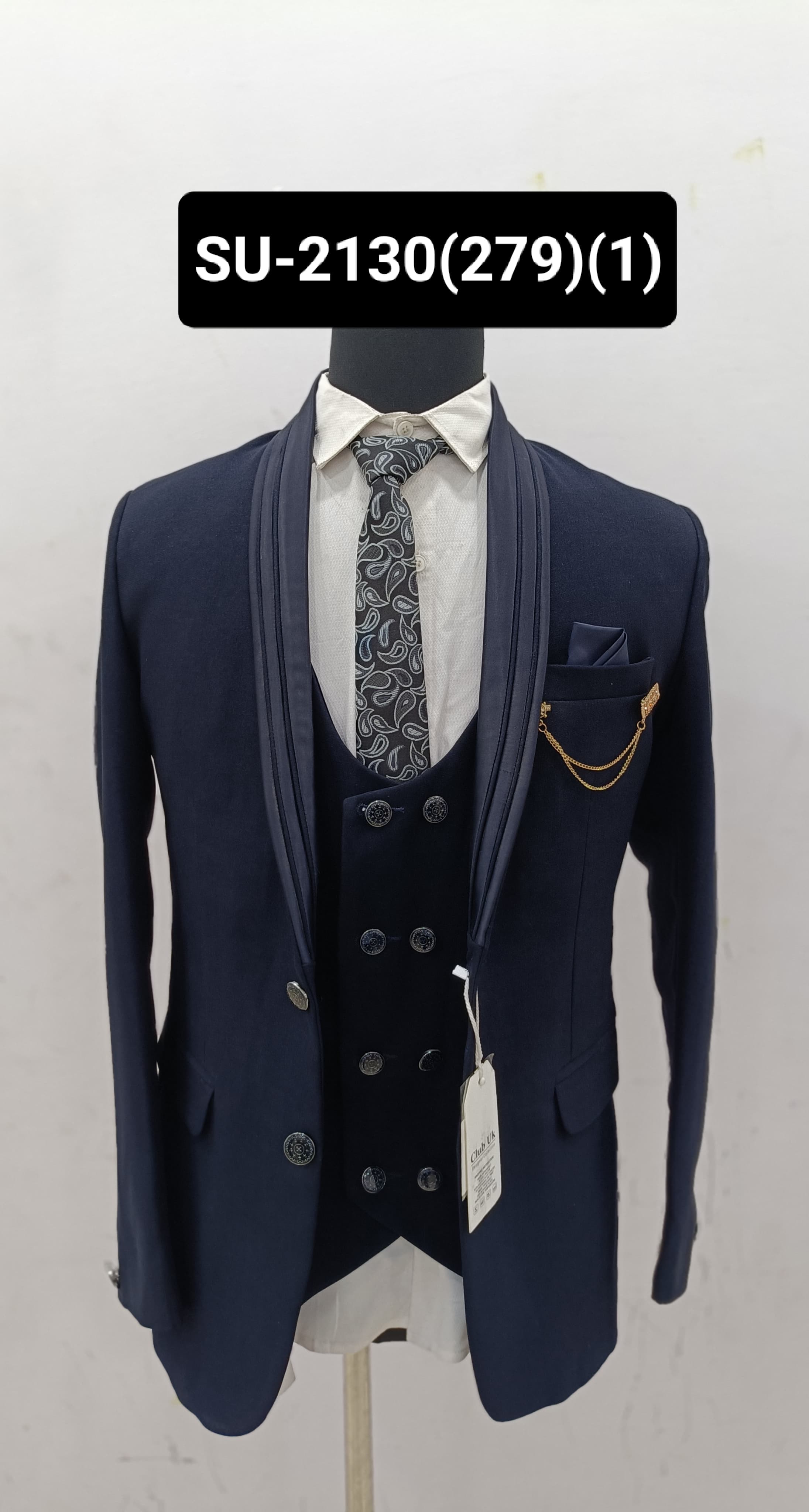 Men's Kohinoor 3-piece suits for party wear