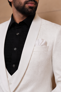 White / 34