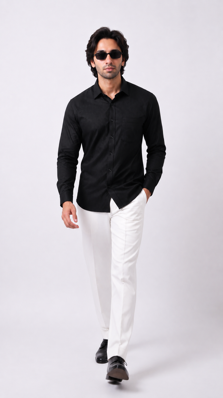 36 / Black
