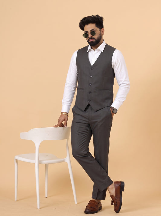 Club AK Men's Charcoal Grey 3 Piece Suit