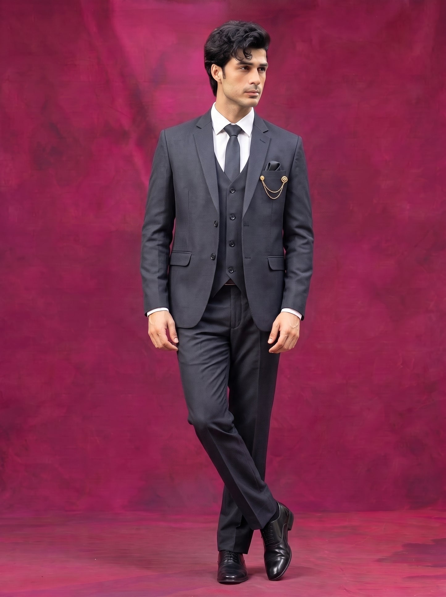 Club AK Men's Charcoal Grey Three Piece Suit
