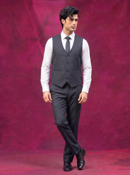 Club AK Men's Charcoal Grey Three Piece Suit