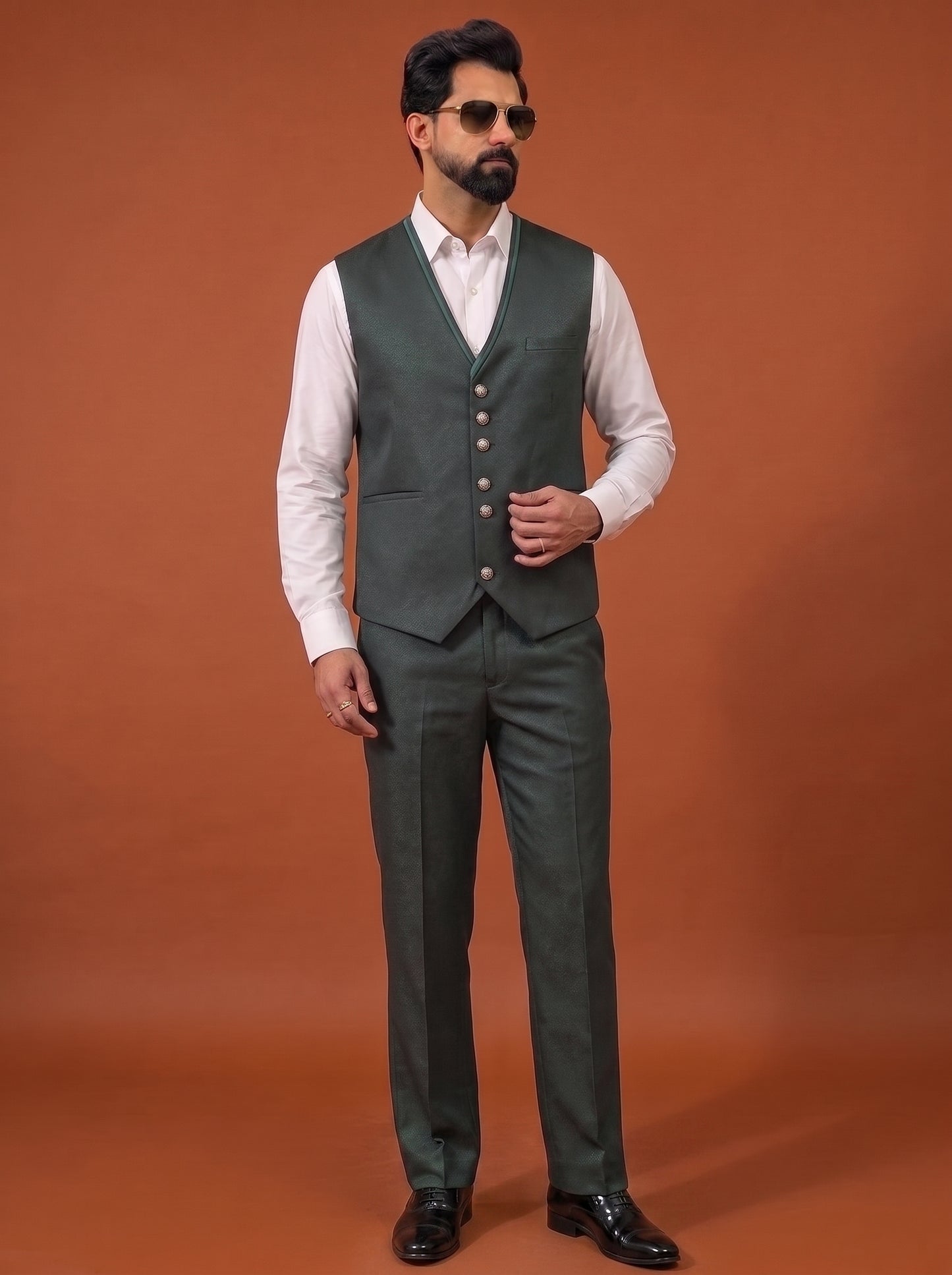 Club AK Men's Emerald Green Jacquard Three Piece Suit Set with Shawl Lapel for Wedding, Reception & Party Wear