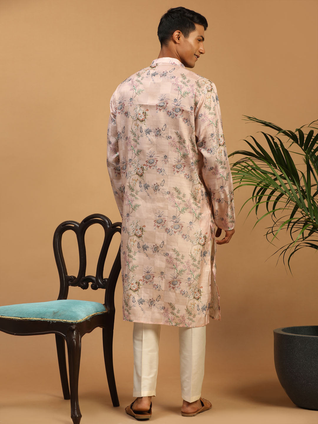 Men’s Pink Floral Printed Silk Blend Kurta With Cream Solid Viscose Pant Set