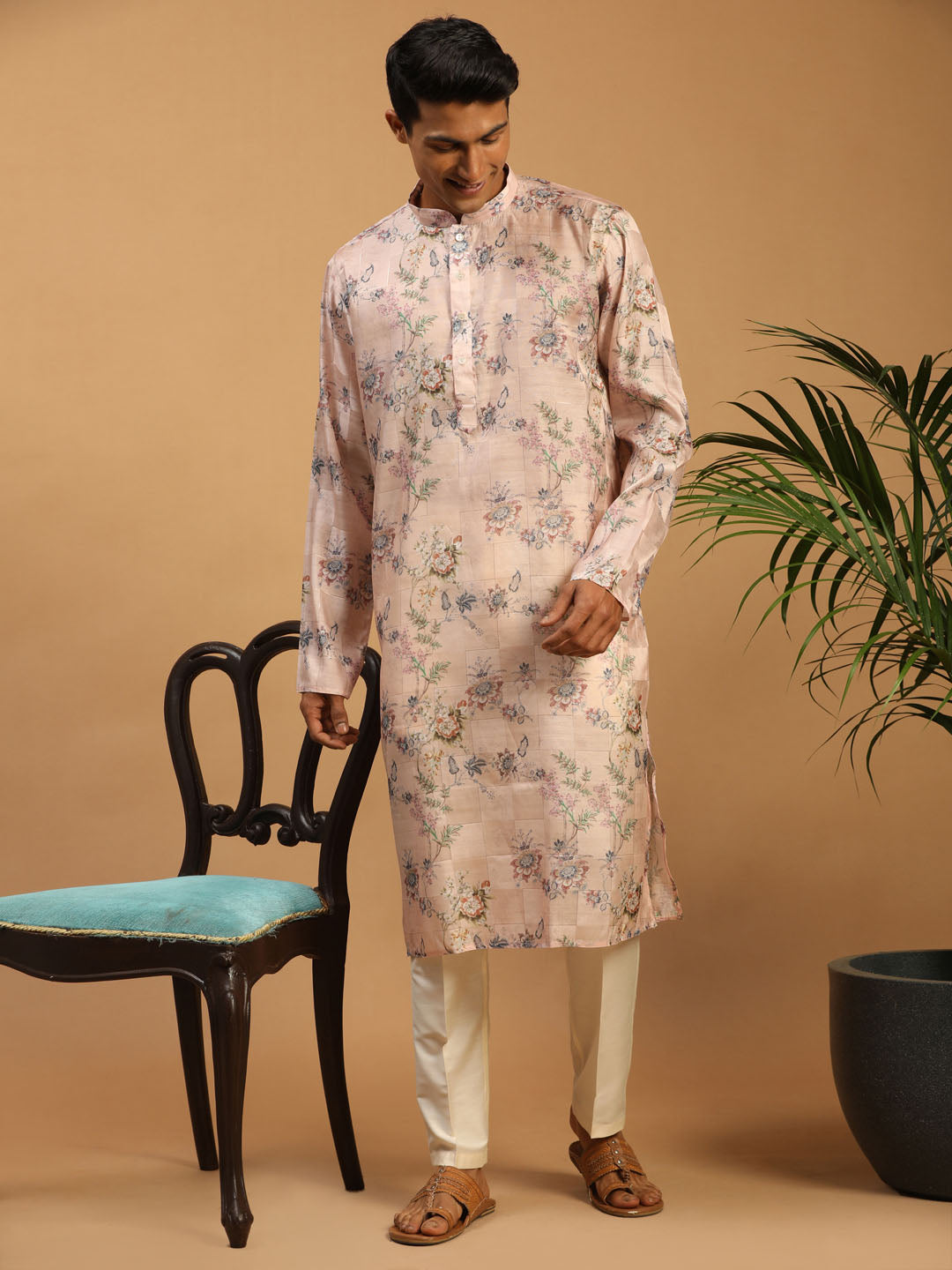 Men’s Pink Floral Printed Silk Blend Kurta With Cream Solid Viscose Pant Set