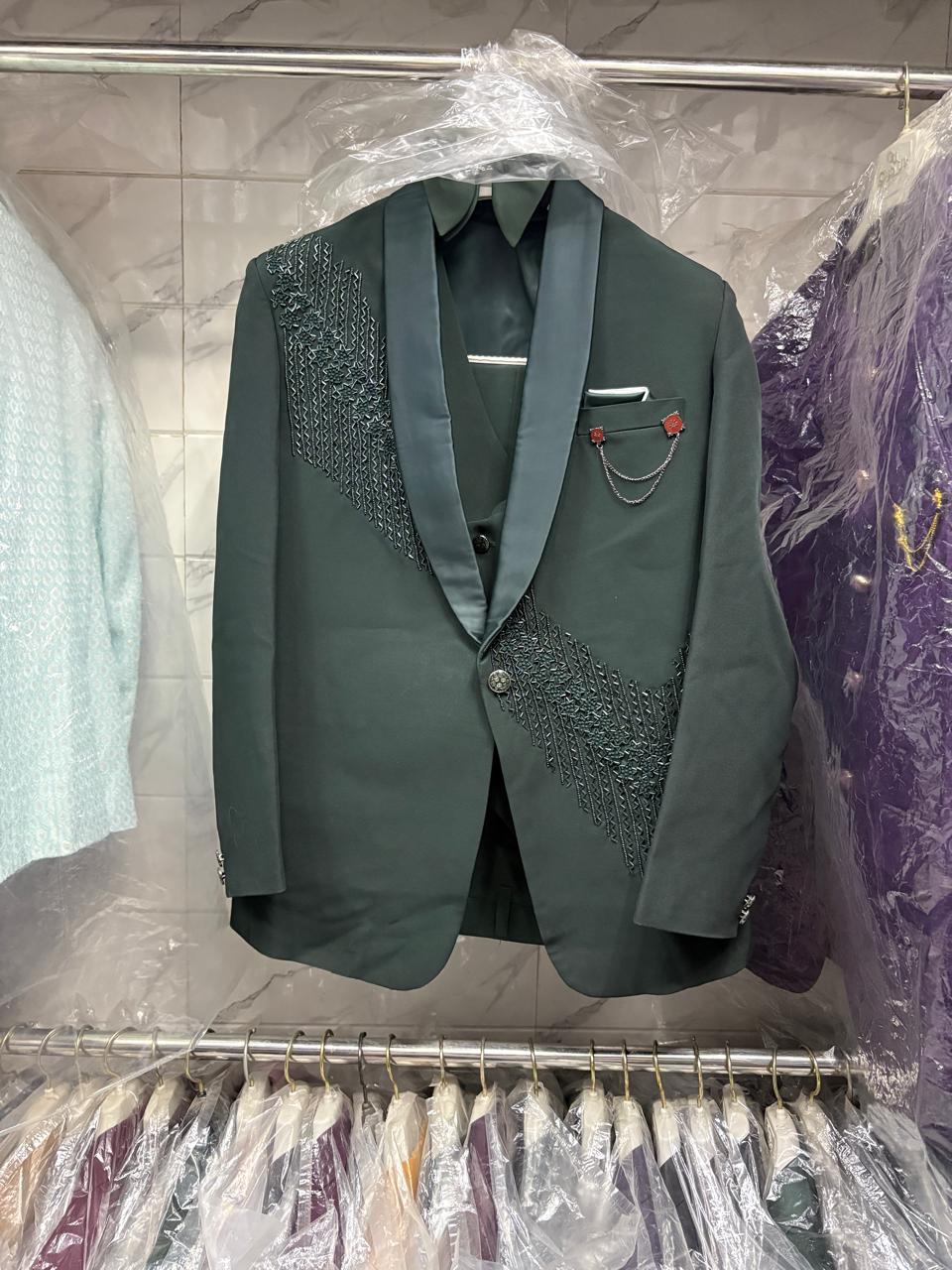 Club AK Men's Formal Green Blazer Suit with Bow Tie and Premium Tailored Fit
