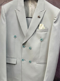 Light Green / 38