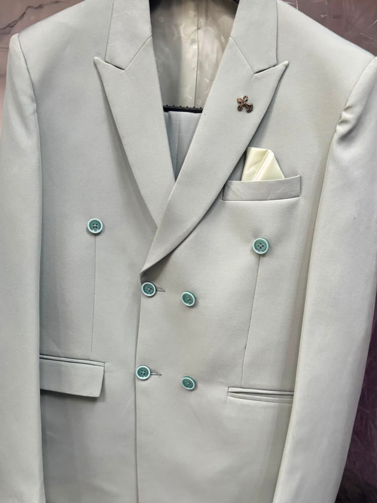 Light Green / 38