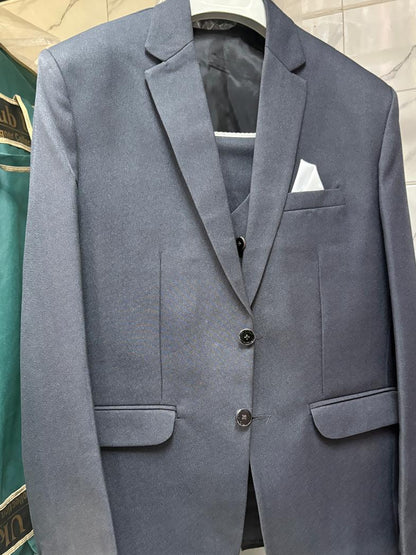 Club AK Men's Charcoal Grey Three Piece Suit
