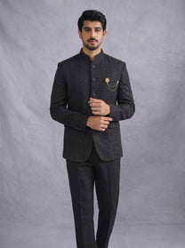 Black / 34