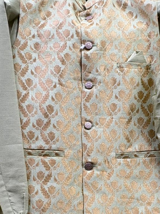 Club AK Men's Light Grey Kurta Pajama with Gold Jacquard Nehru Jacket – Premium Wedding, Festive & Ethnic Wear