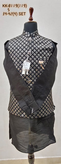 Black / 36
