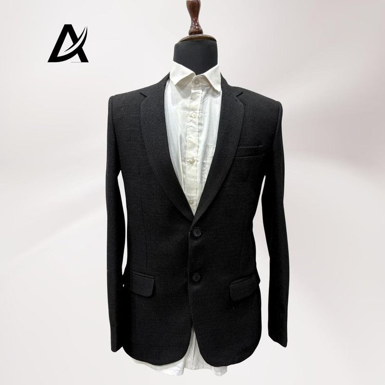 Black / 36