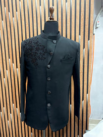 Black / 36